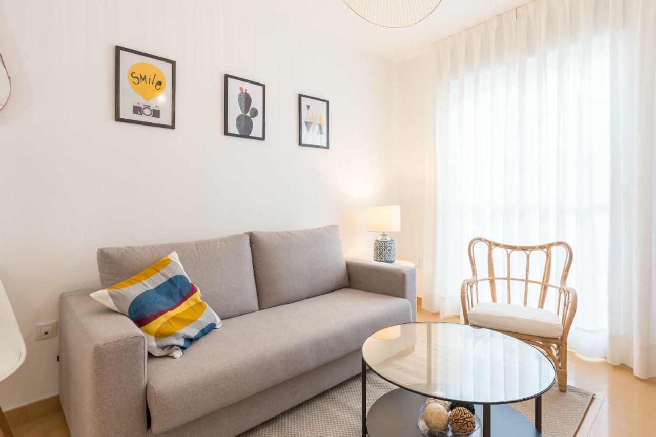 Apartamentos Tucan Malaga Exterior photo